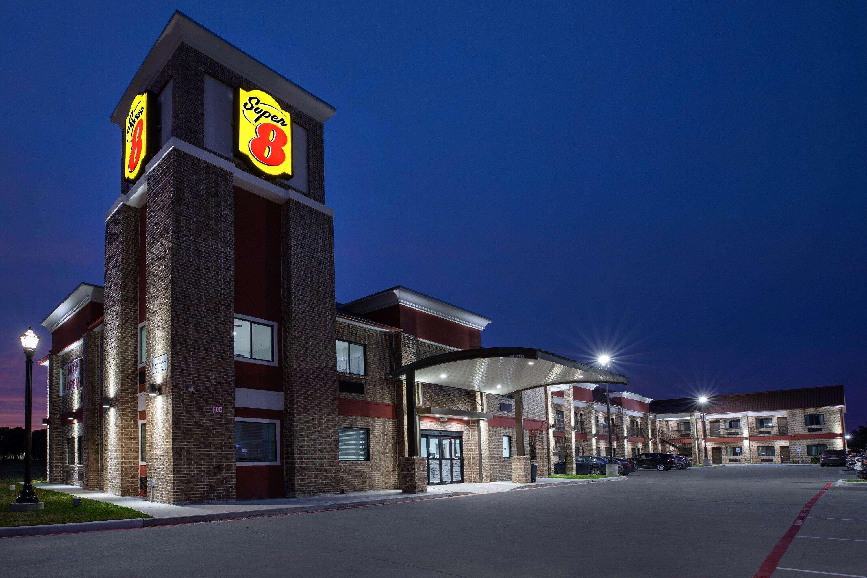 Super 8 By Wyndham Humble Houston Fallcreek Exterior foto