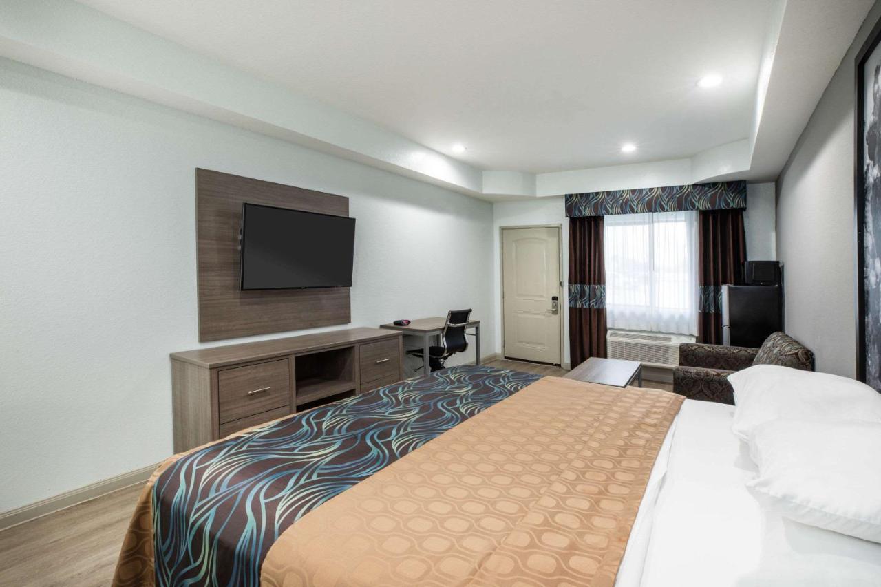 Super 8 By Wyndham Humble Houston Fallcreek Exterior foto